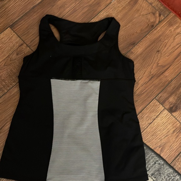 Top - Picture 2 of 7